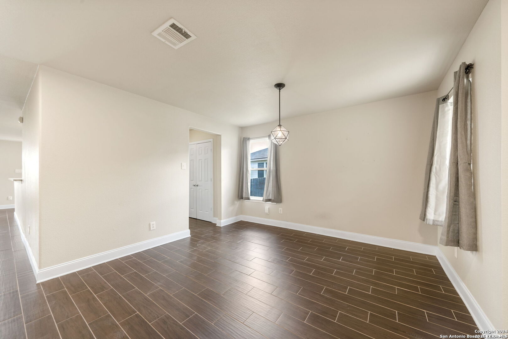 5006 Fountain Hill San Antonio TX 78244