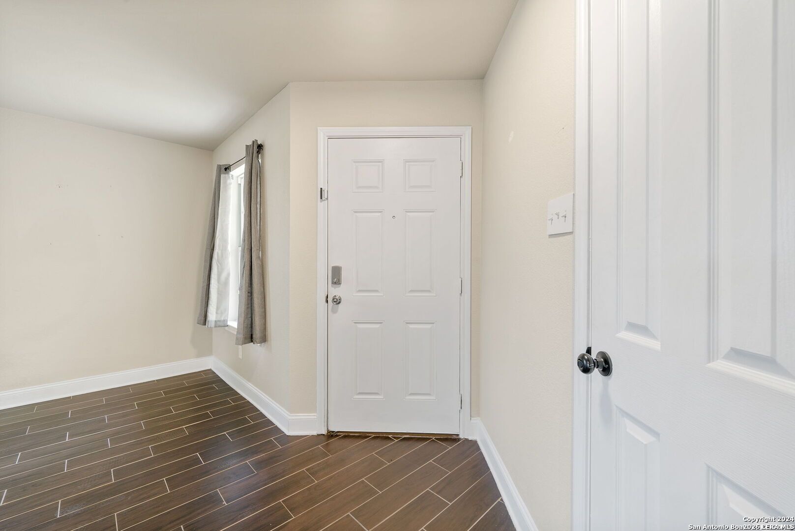 5006 Fountain Hill San Antonio TX 78244