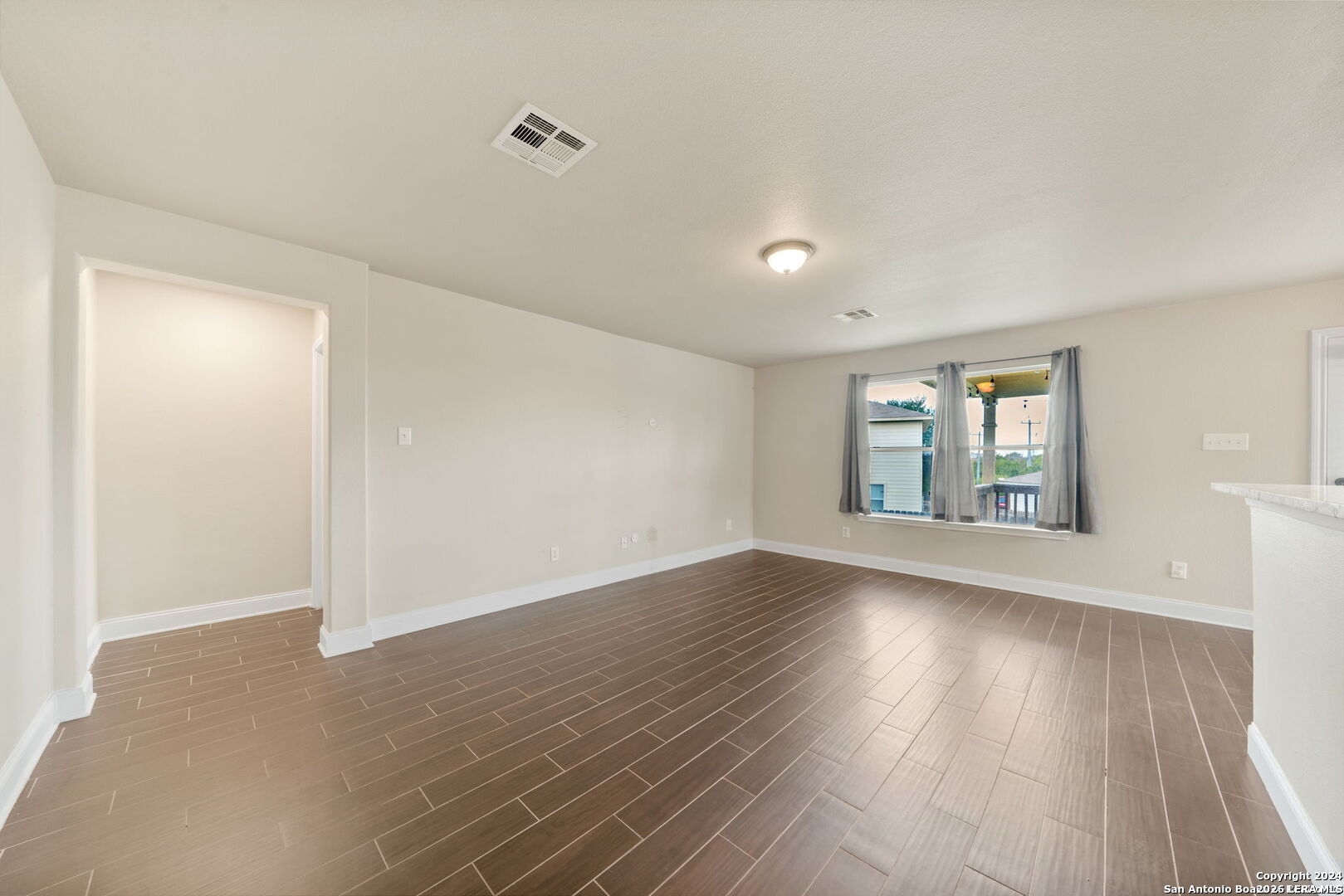 5006 Fountain Hill San Antonio TX 78244