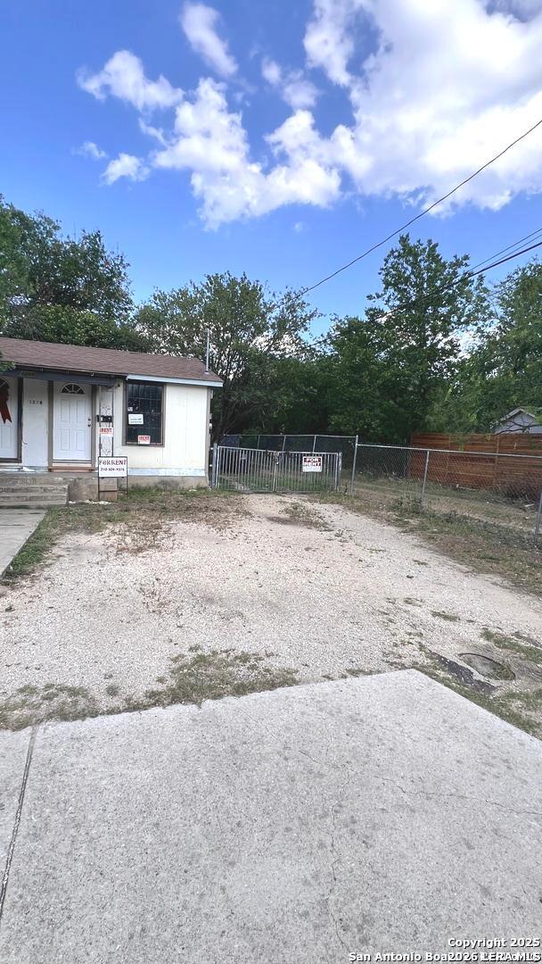 1218 NW 23rd Street San Antonio TX 78207