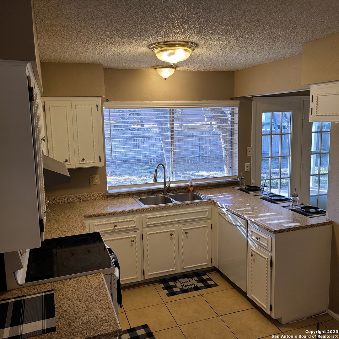 8803 Wimbledon Street San Antonio TX 78254