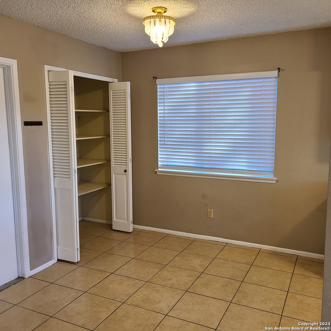 8803 Wimbledon Street San Antonio TX 78254