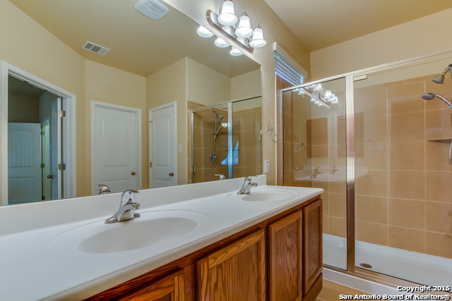 5818 Quiet Glen Drive San Antonio TX 78240