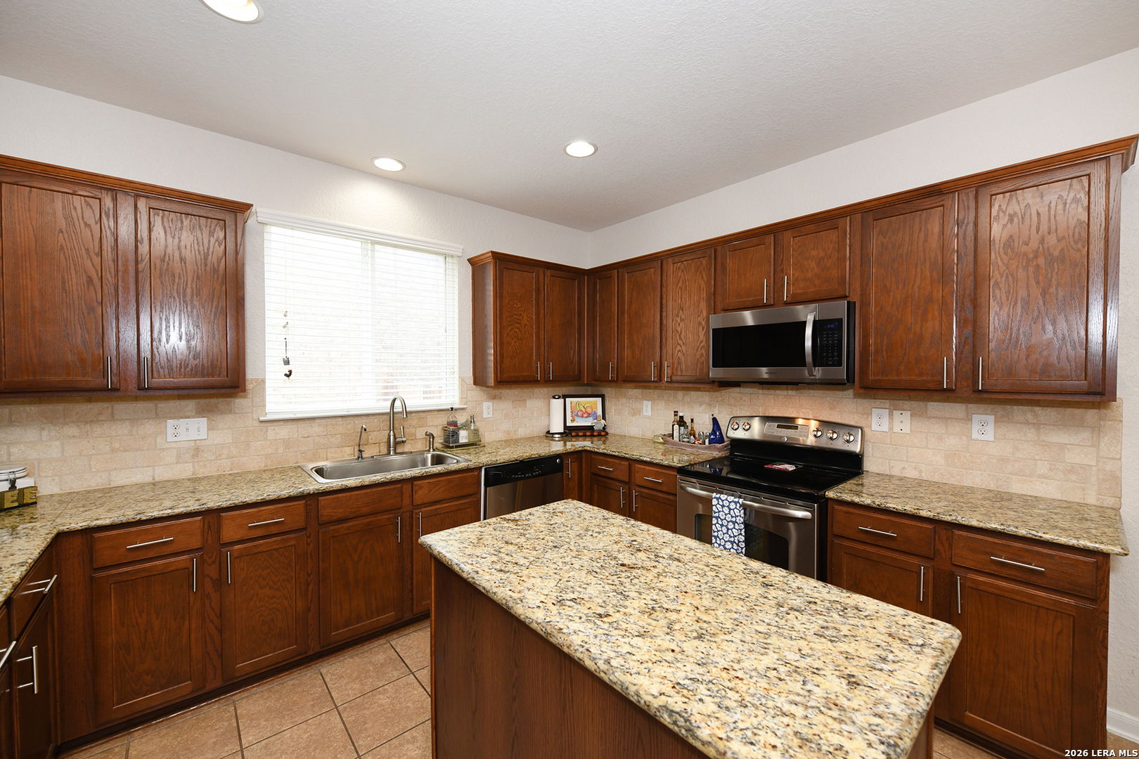 23815 Misty Peak San Antonio TX 78258