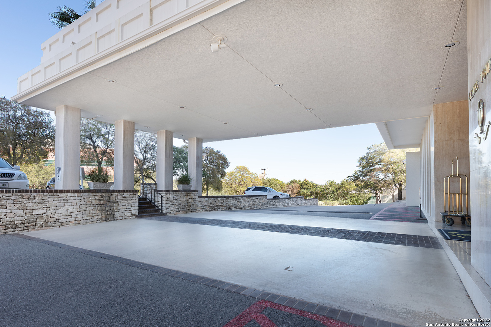 700 E Hildebrand Avenue San Antonio TX 78212