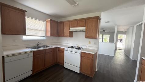 8411 Crinum Lily Drive Converse TX 78109