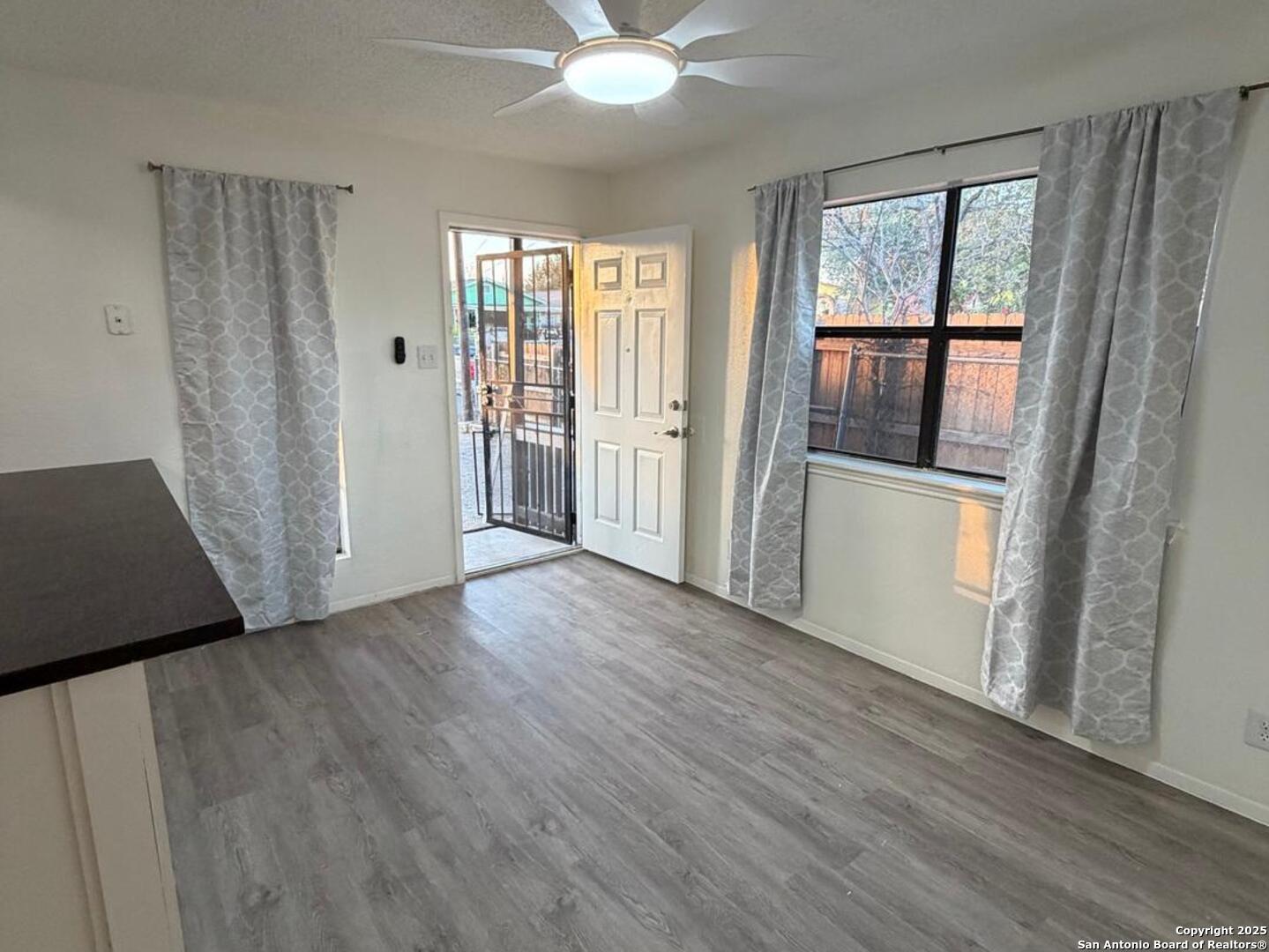 324 S San Eduardo Avenue San Antonio TX 78237