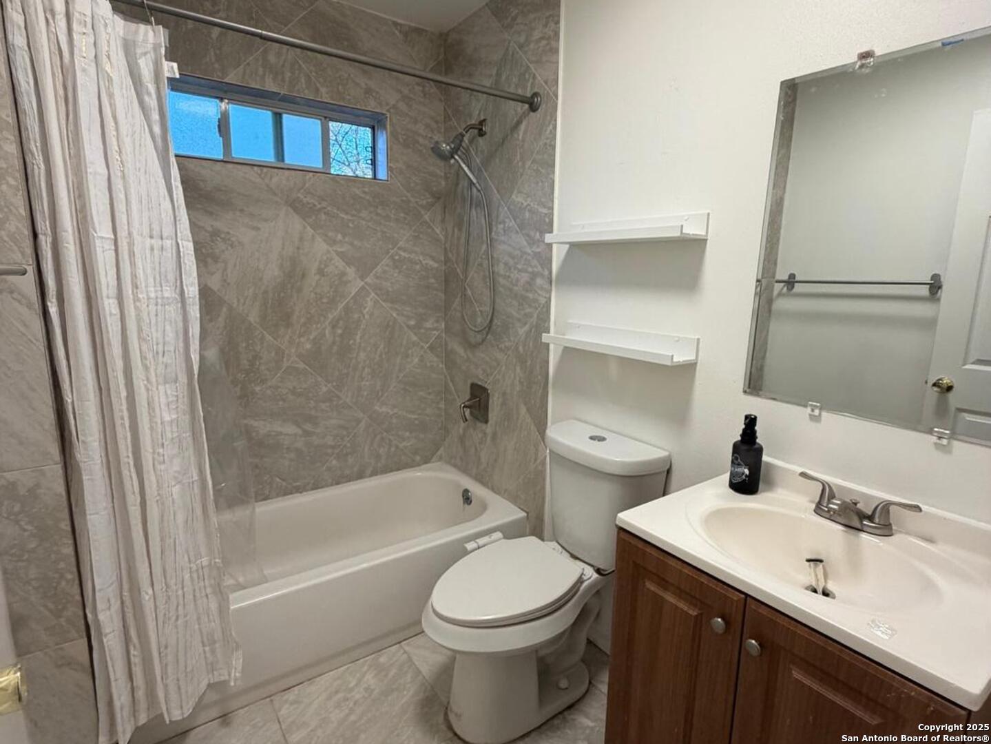 324 S San Eduardo Avenue San Antonio TX 78237