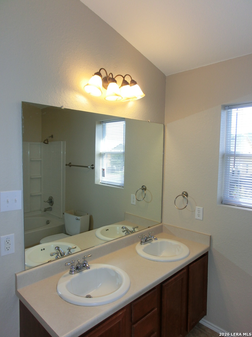 6614 Carlsbad Rio San Antonio TX 78233