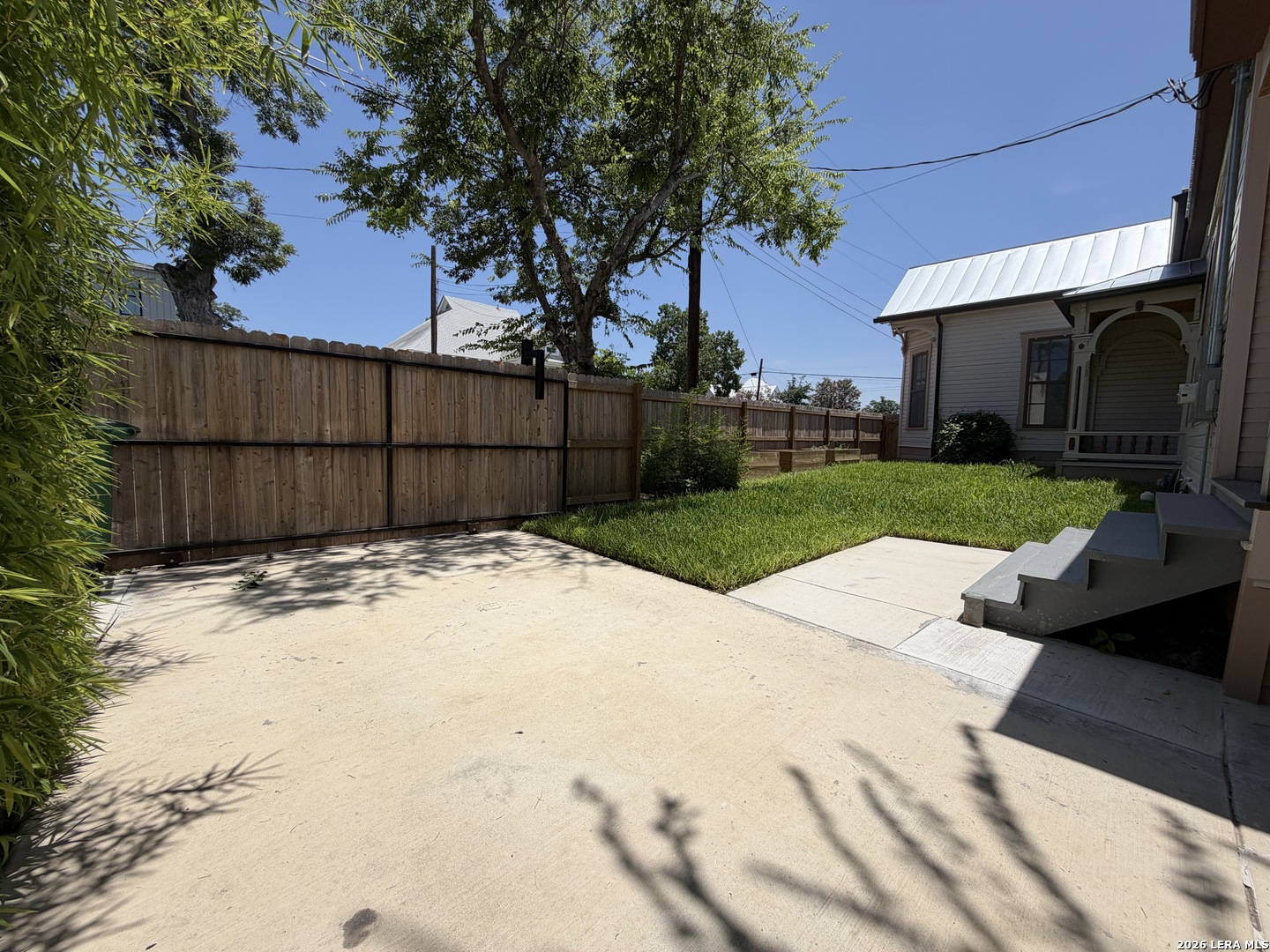 1133 E Crockett Street San Antonio TX 78202