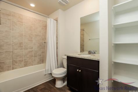 121 Legendary Trail Loop Floresville TX 78114