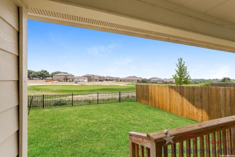 121 Legendary Trail Loop Floresville TX 78114