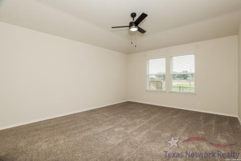 121 Legendary Trail Loop Floresville TX 78114
