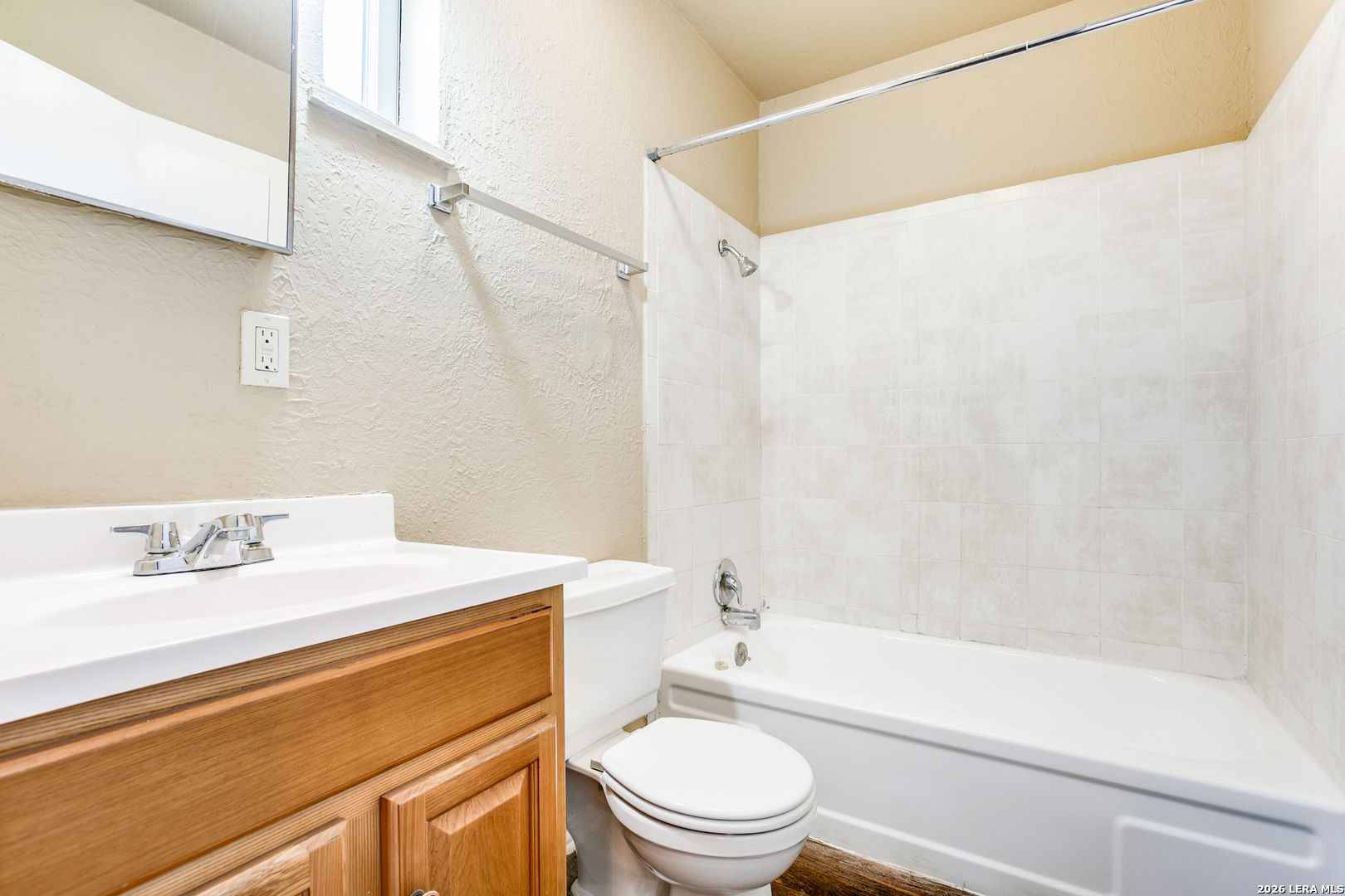 216 Lucas San Antonio TX 78209