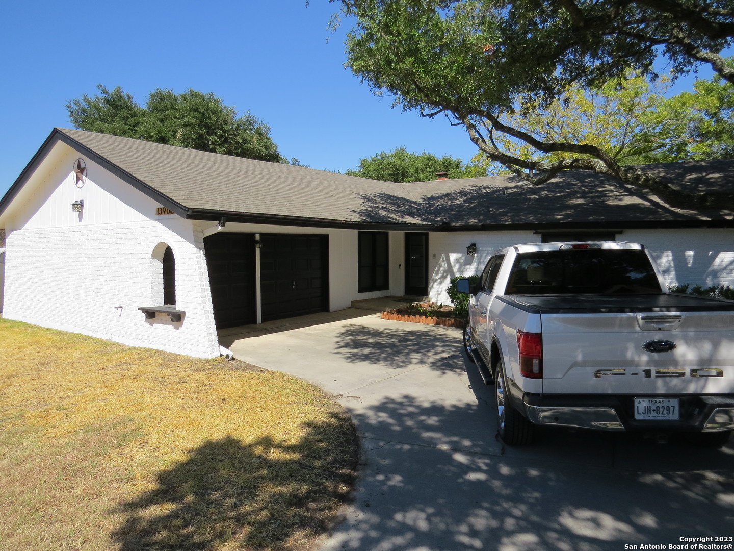 13906 Thebes Circle Universal City TX 78148