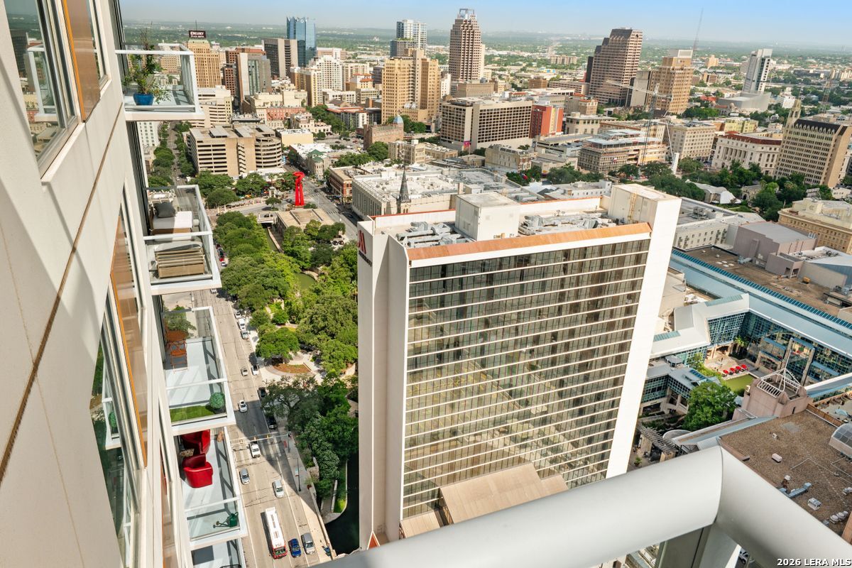 610 E Market San Antonio TX 78205