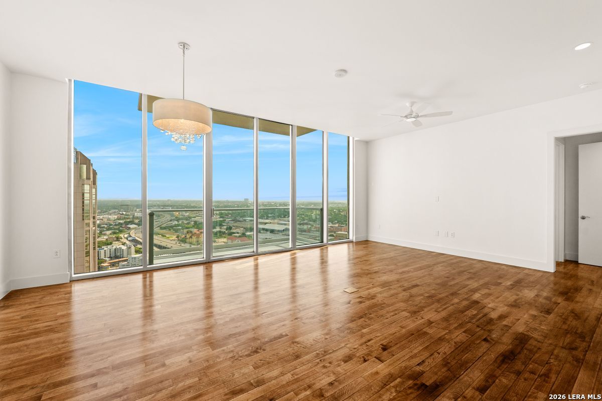 610 E Market San Antonio TX 78205