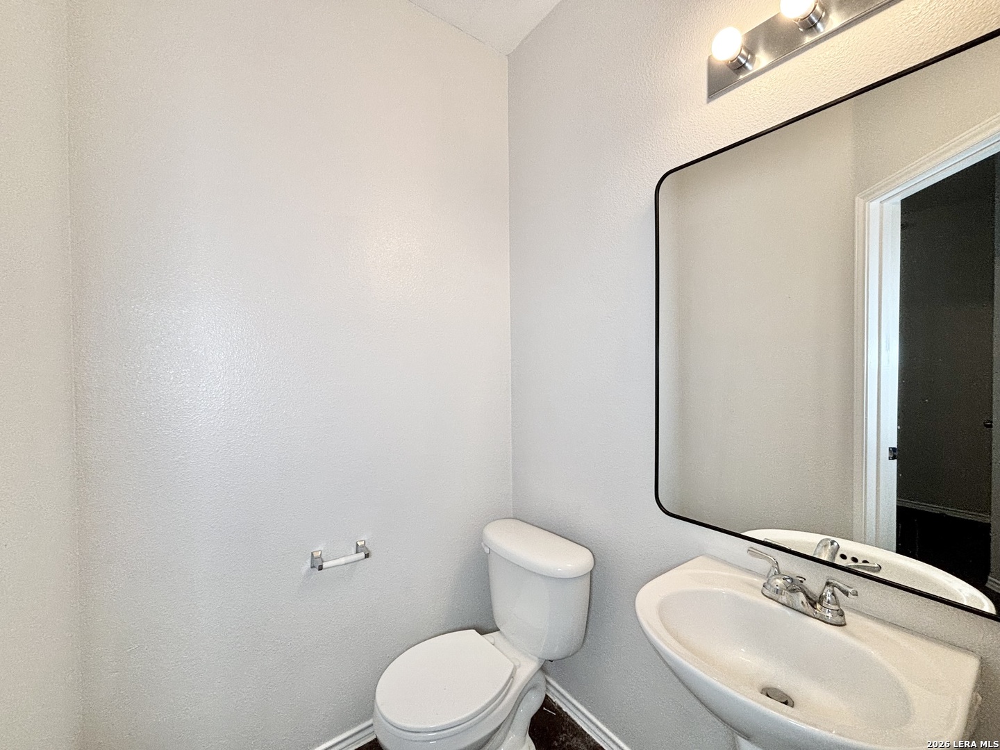10814 Mathom Landing Universal City TX 78148