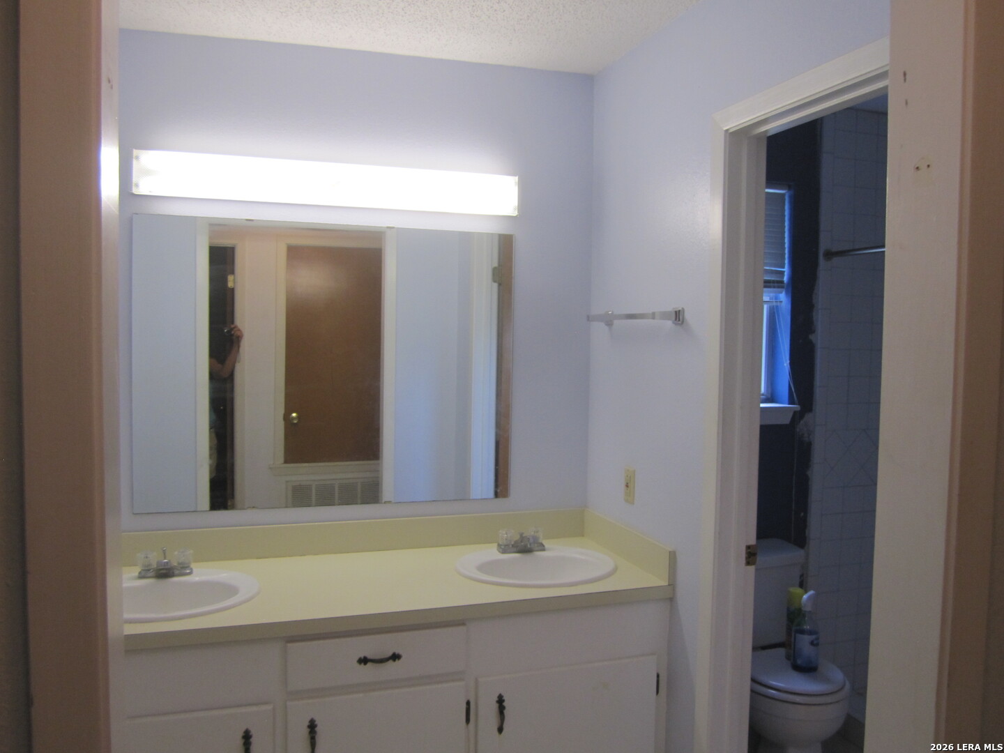 2131 Forest Trail Bandera TX 78003