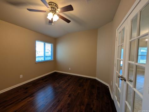 1337 Lauren Street New Braunfels TX 78130