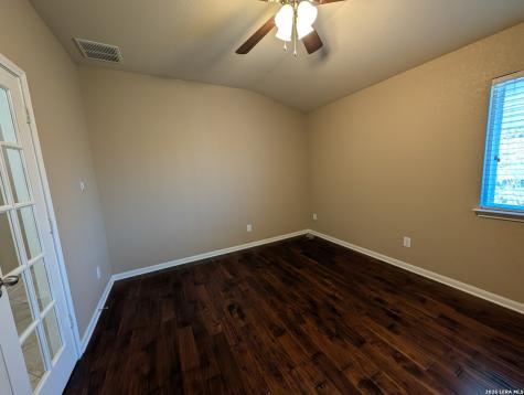 1337 Lauren Street New Braunfels TX 78130