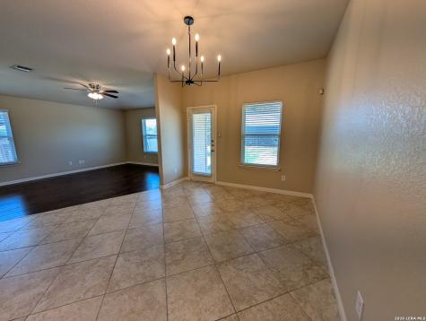 1337 Lauren Street New Braunfels TX 78130