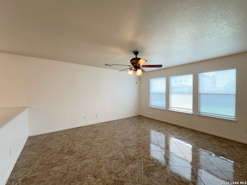 1419 Range Finder San Antonio TX 78245