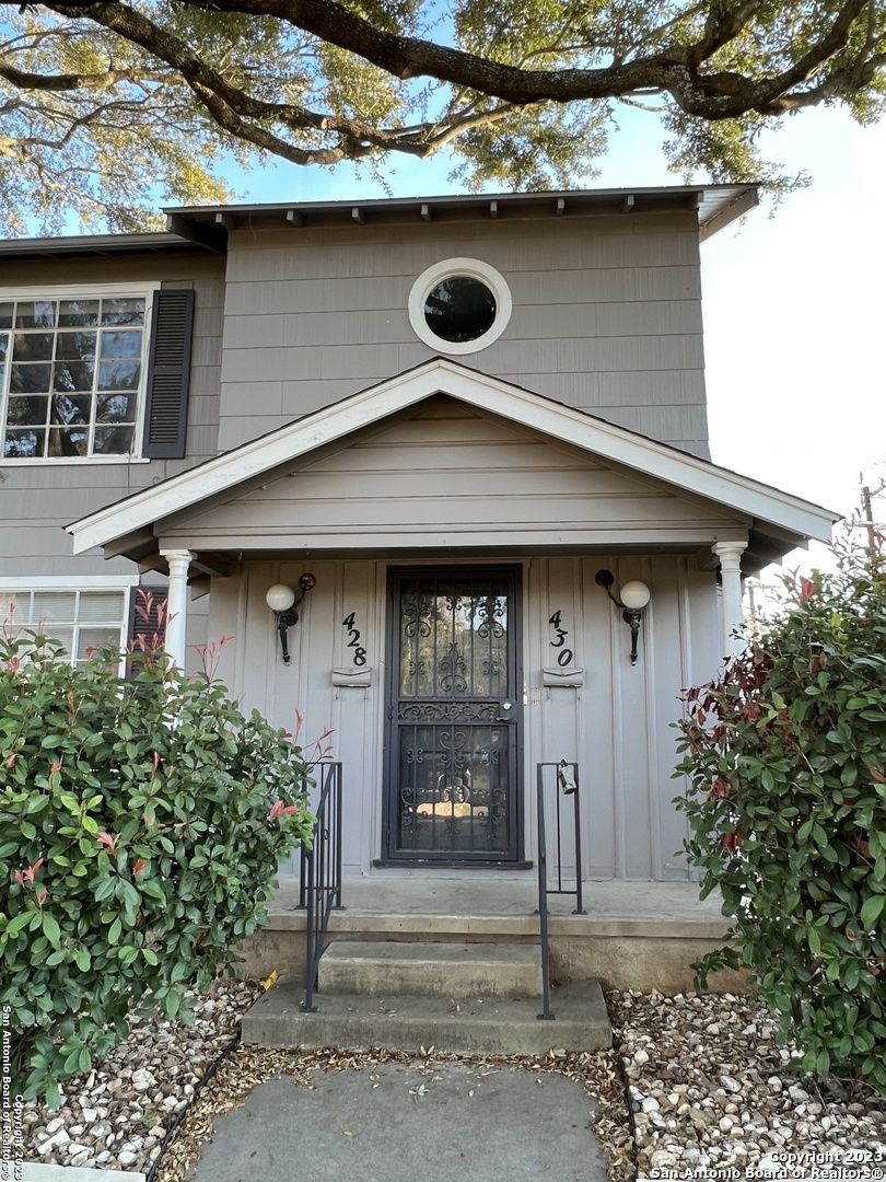 430 Bryn Mawr Drive San Antonio TX 78209