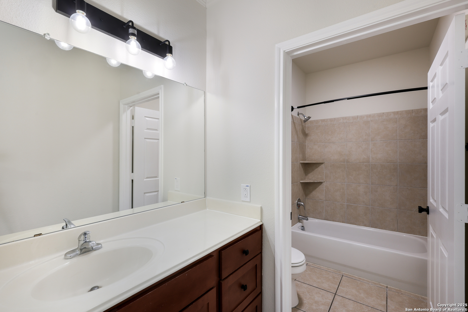 6160 Eckhert San Antonio TX 78240