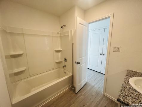 5475 Calton Bend San Antonio TX 78253
