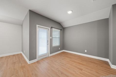 1080 Amble Oak Seguin TX 78155