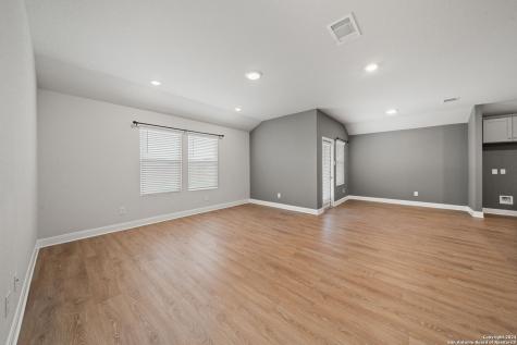 1080 Amble Oak Seguin TX 78155