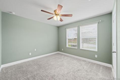 1080 Amble Oak Seguin TX 78155