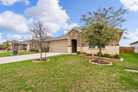 1080 Amble Oak Seguin TX 78155