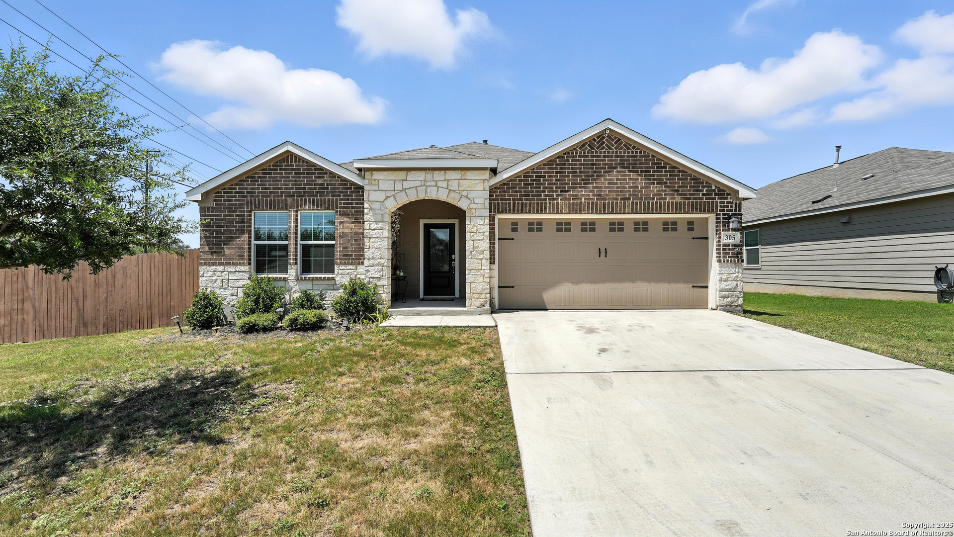305 N Kowald Lane New Braunfels TX 78130