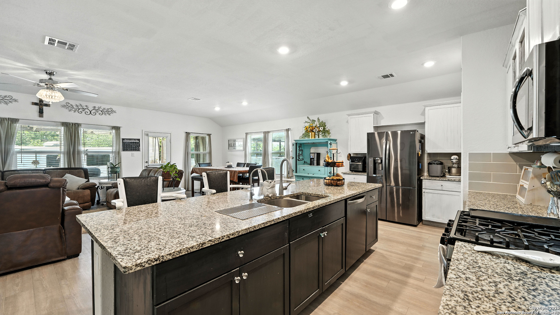 305 N Kowald Lane New Braunfels TX 78130
