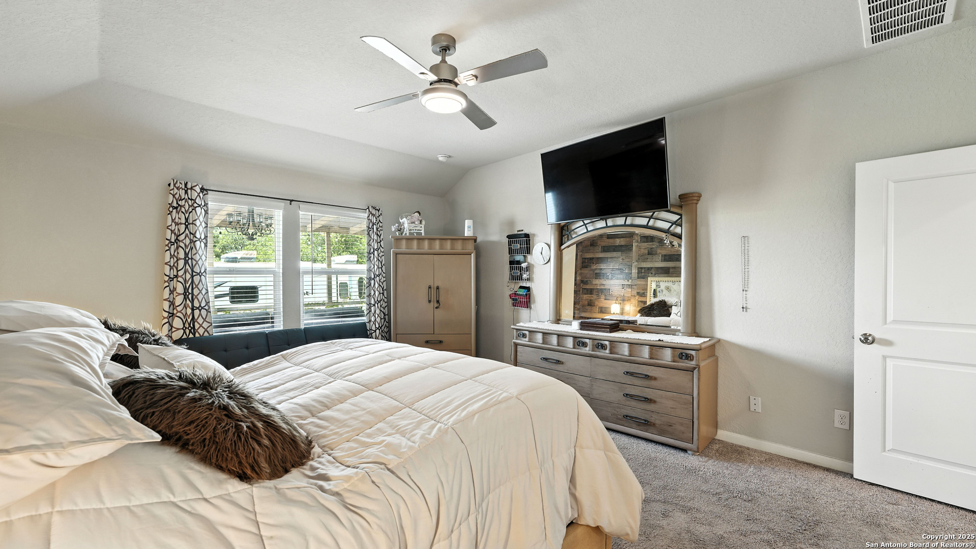 305 N Kowald Lane New Braunfels TX 78130