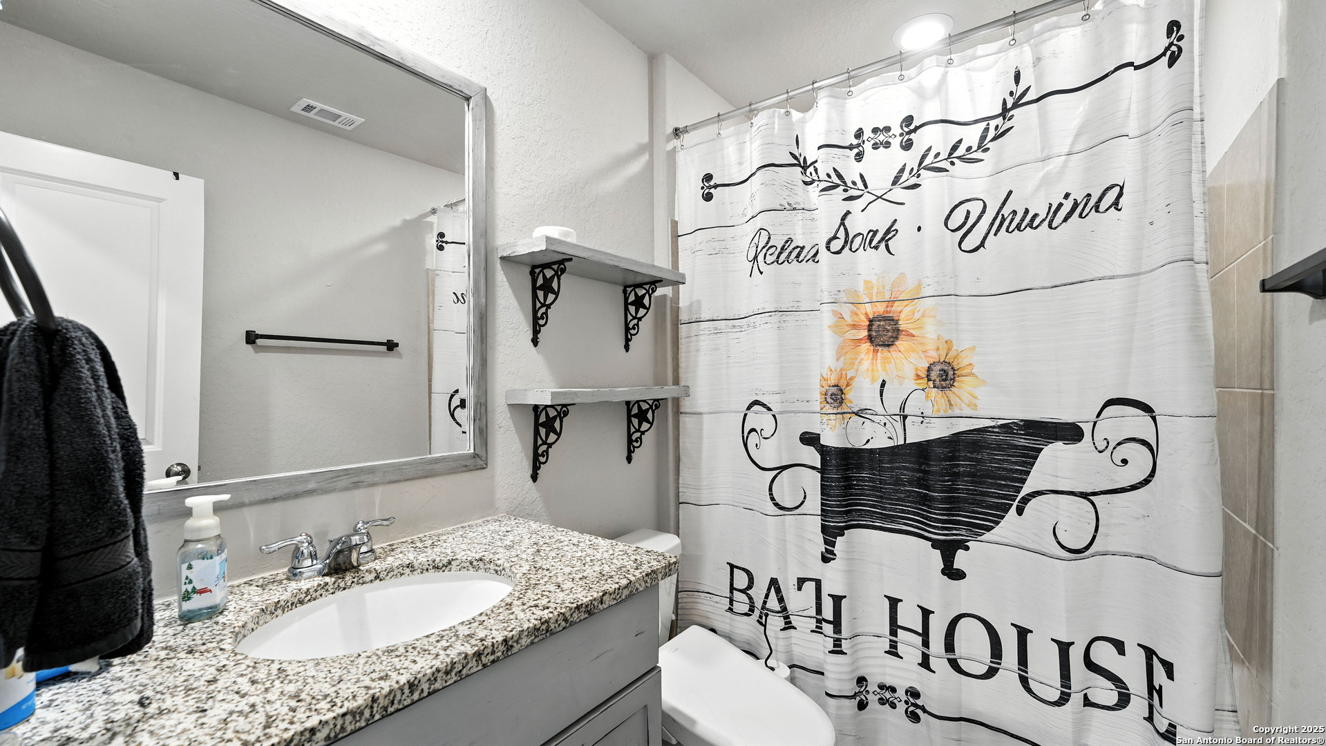 305 N Kowald Lane New Braunfels TX 78130