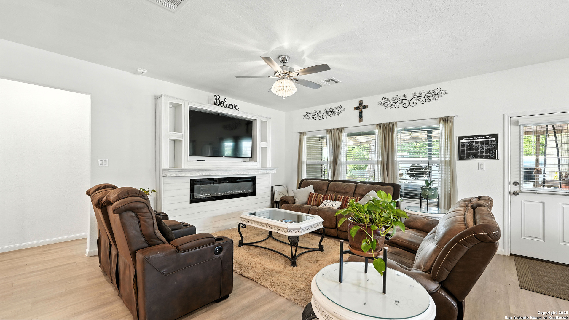 305 N Kowald Lane New Braunfels TX 78130