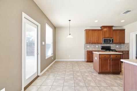 1914 Lake Peipsi San Antonio TX 78251