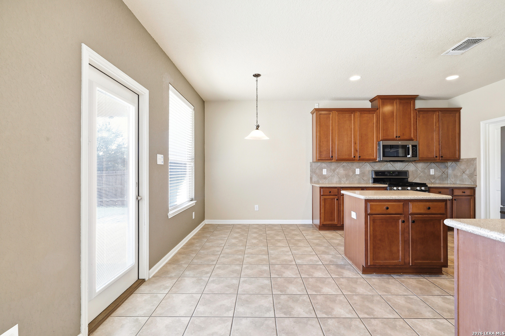 1914 Lake Peipsi San Antonio TX 78251