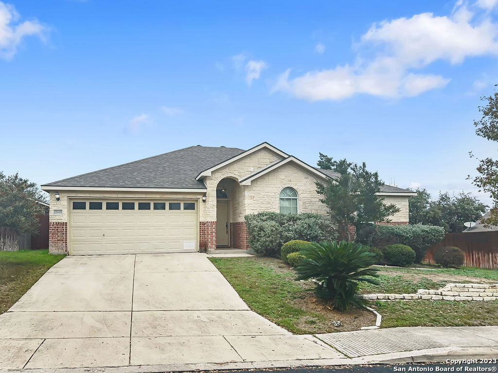 12615 Point Summit San Antonio TX 78253