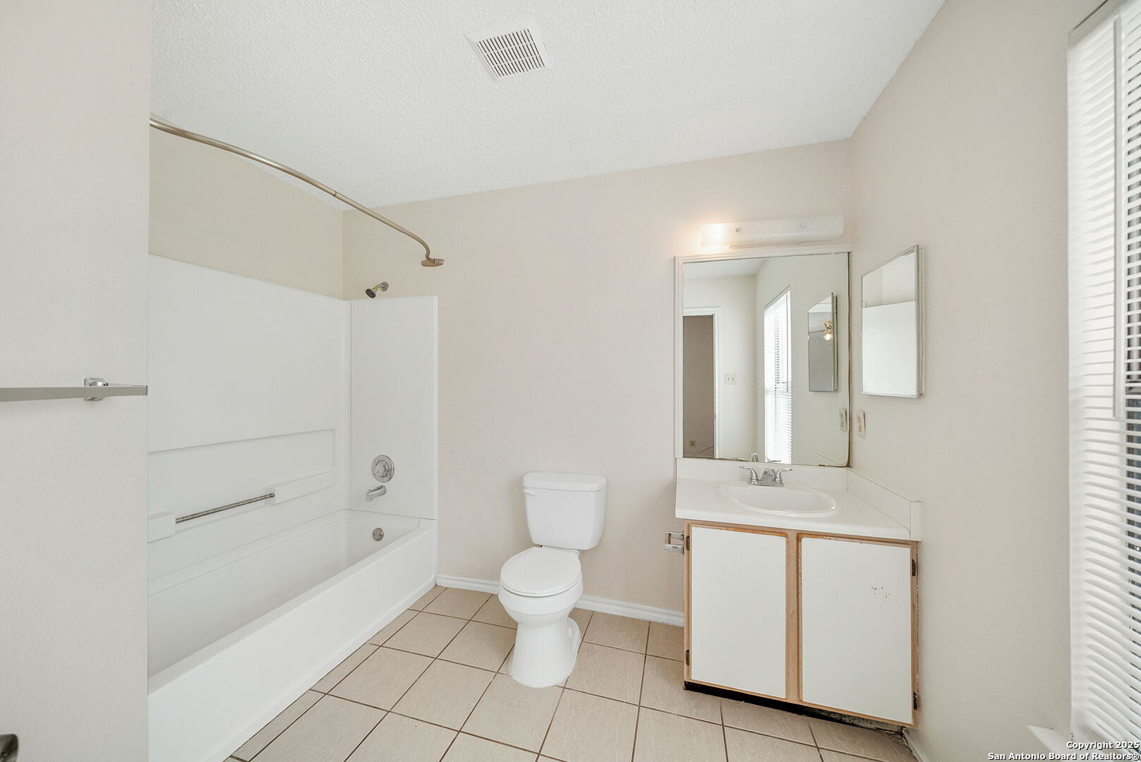 2010 Muddy Peak Drive San Antonio TX 78245