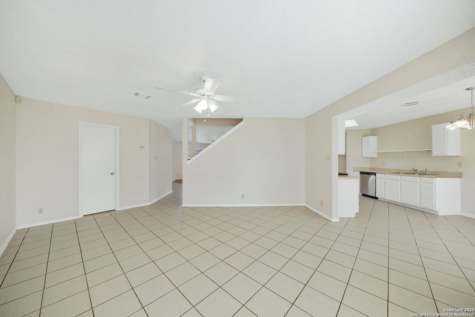 2010 Muddy Peak Drive San Antonio TX 78245