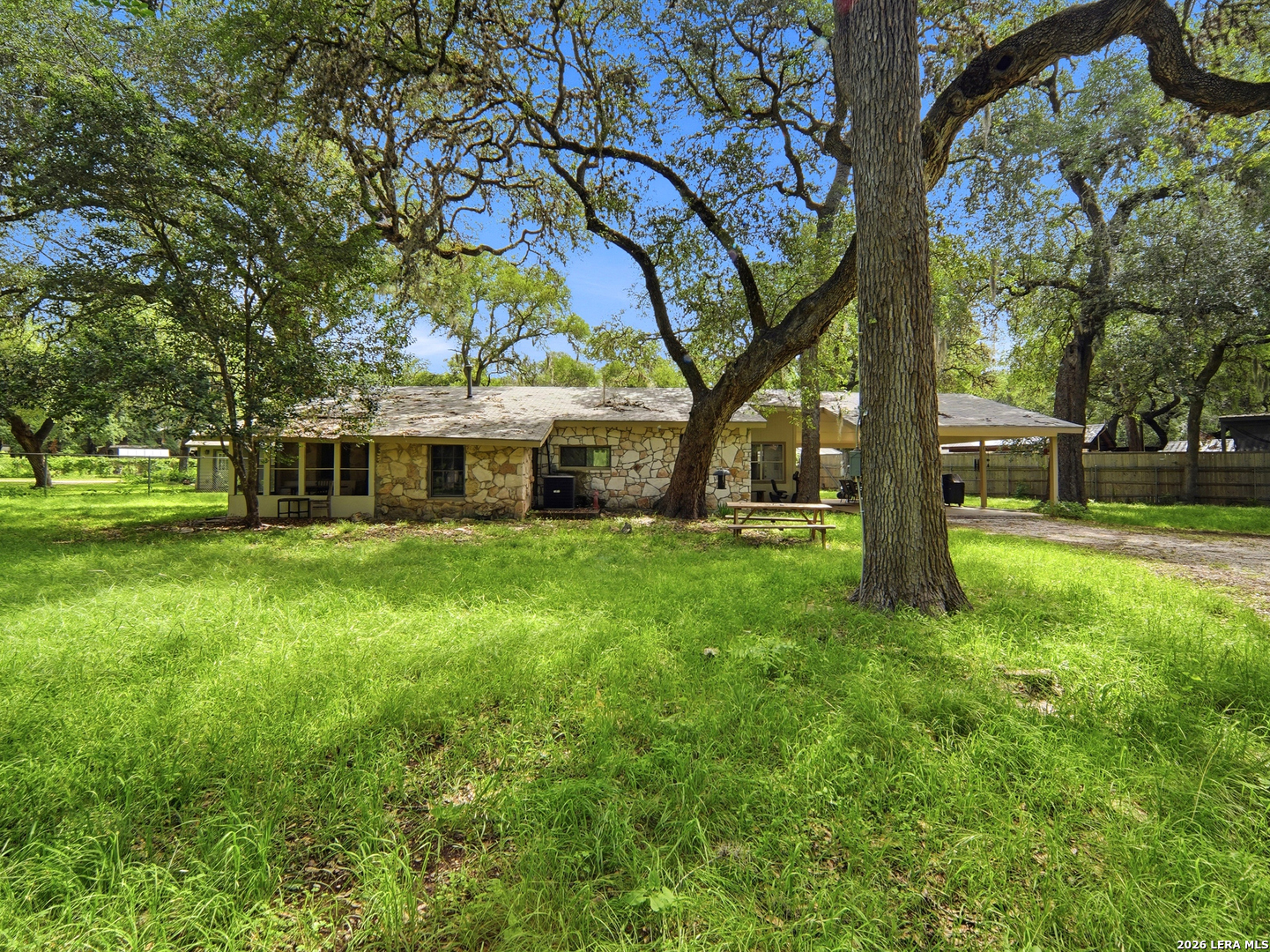 19214 Grey Forest Helotes TX 78023
