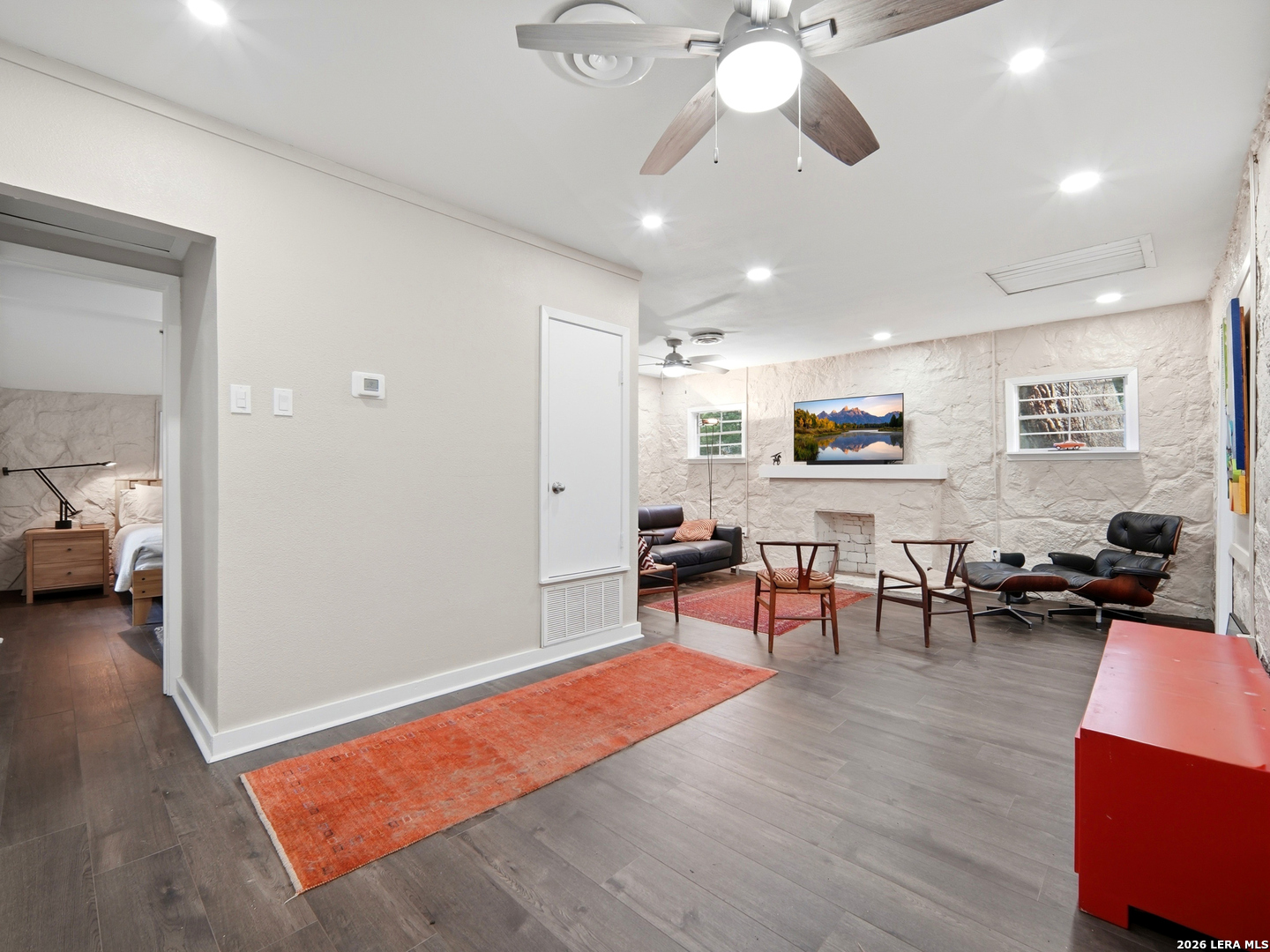 19214 Grey Forest Helotes TX 78023