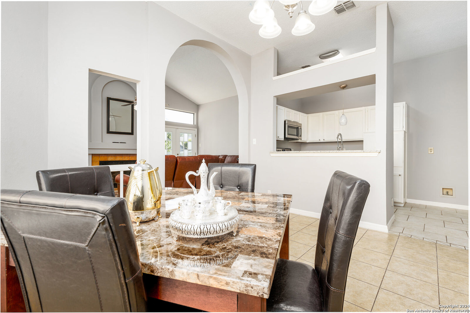 9330 Village Lance San Antonio TX 78250