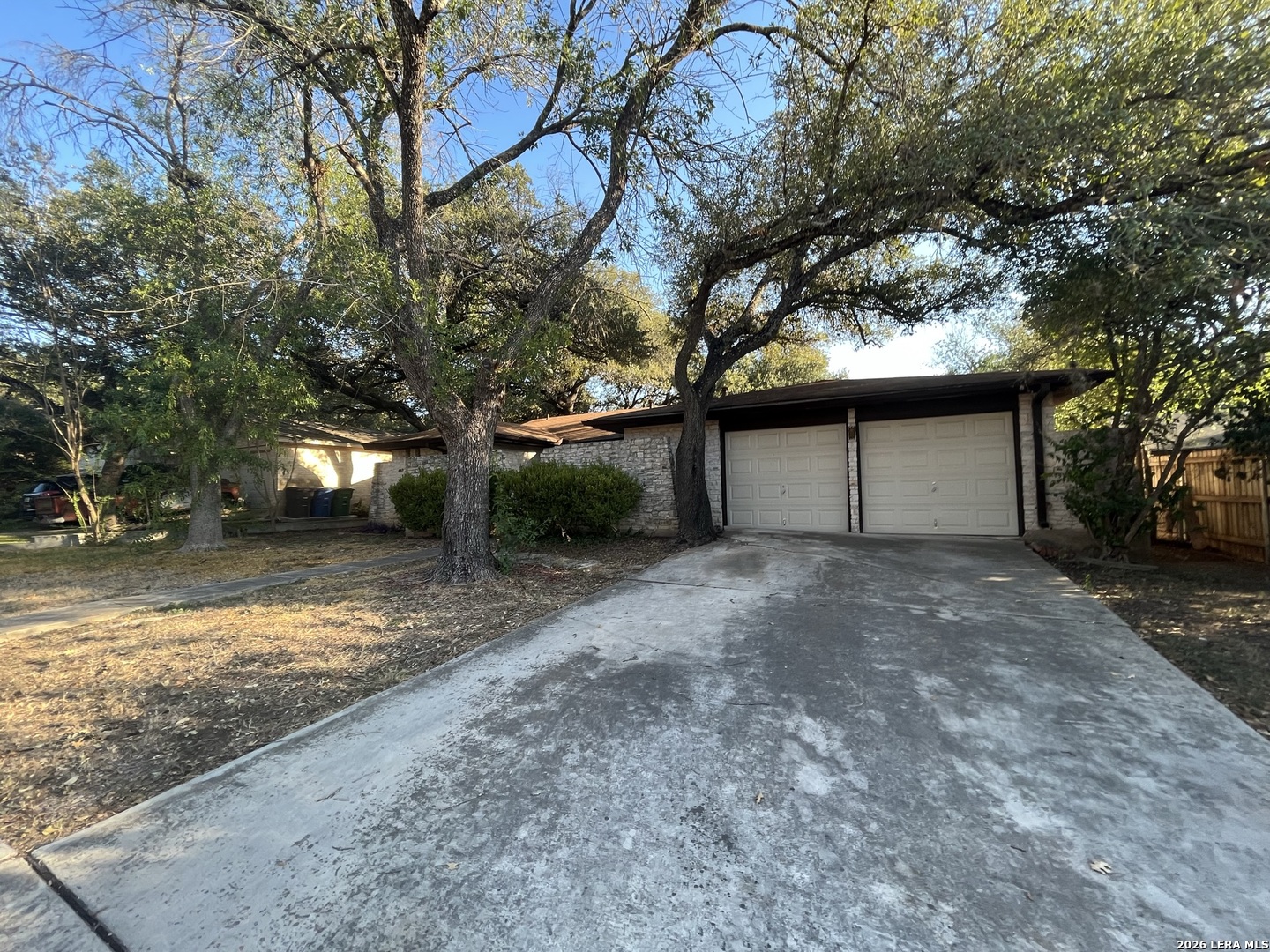 4526 Maybrook Woods Street San Antonio TX 78249