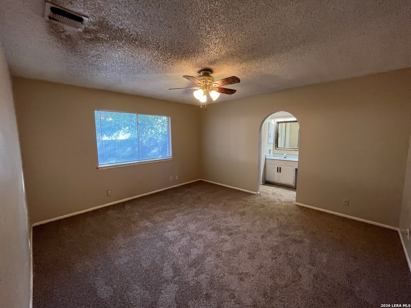 4526 Maybrook Woods Street San Antonio TX 78249