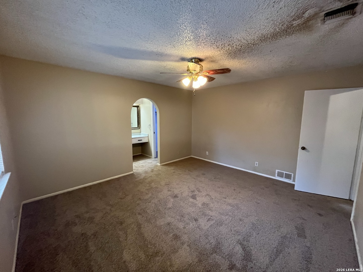4526 Maybrook Woods Street San Antonio TX 78249